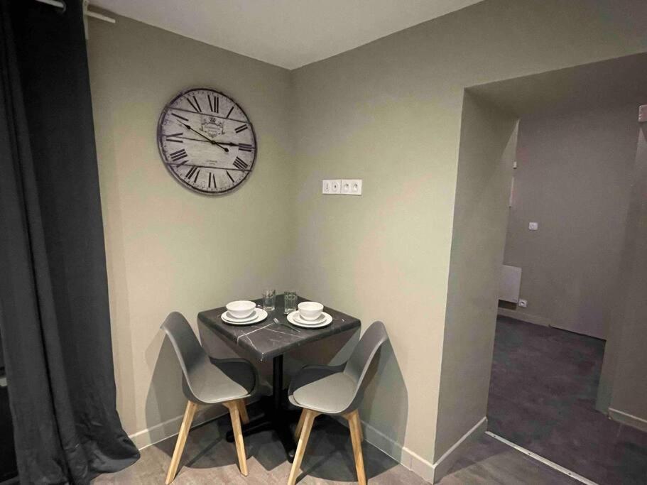 La Suite De L'Empereur/ Logement Neuf Janvier 2024 Orléans Dış mekan fotoğraf